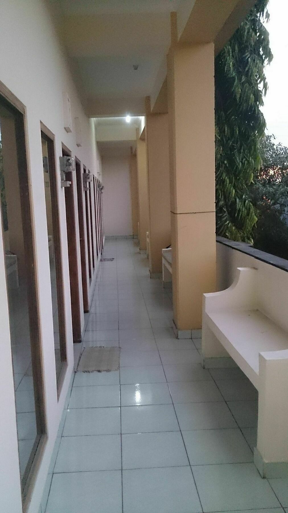 Pondok Taman 828 Hotel Denpasar  Exterior photo